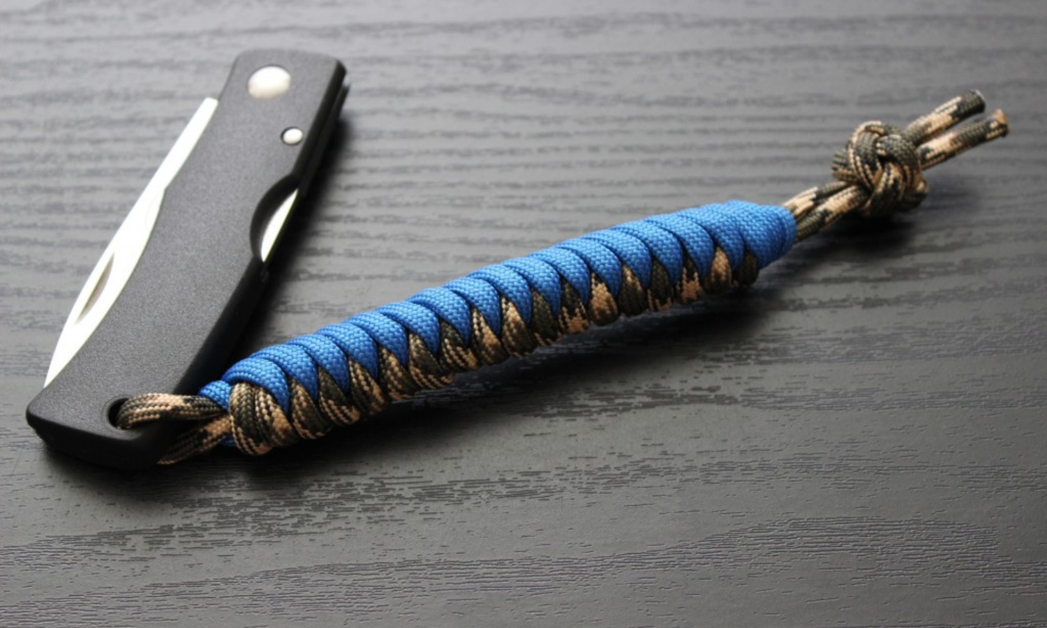 How to Make a Paracord Lanyard for a Knife