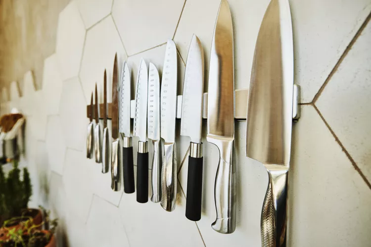 Breaking-Knife-in-Your-Kitchen