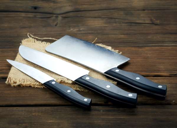 Cleaning-and-Maintenance-of-Butter-Knives-