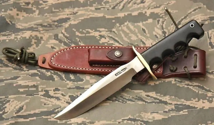 What is a Hunting Knife?