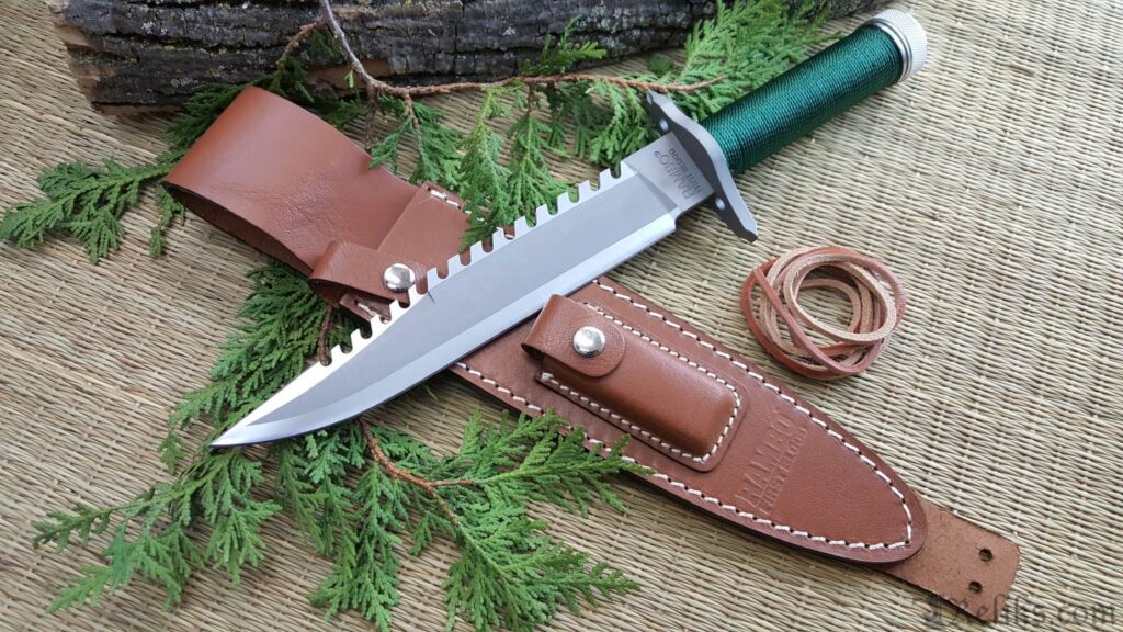 Features-of-a-Rambo-Knife
