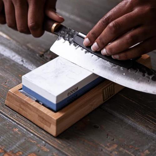 How-to-Sharpen-a-Kitchen-Knife